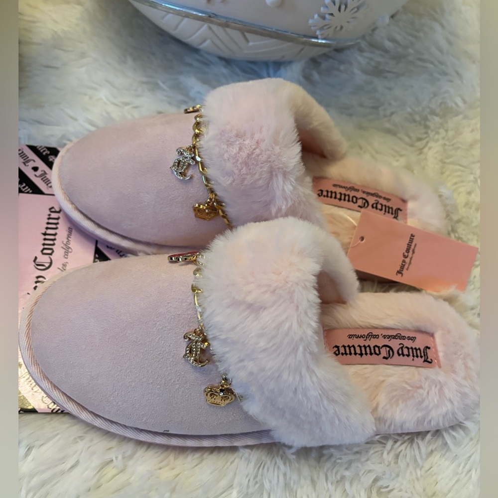 Juicy Couture NWT Pink Fur Slippers